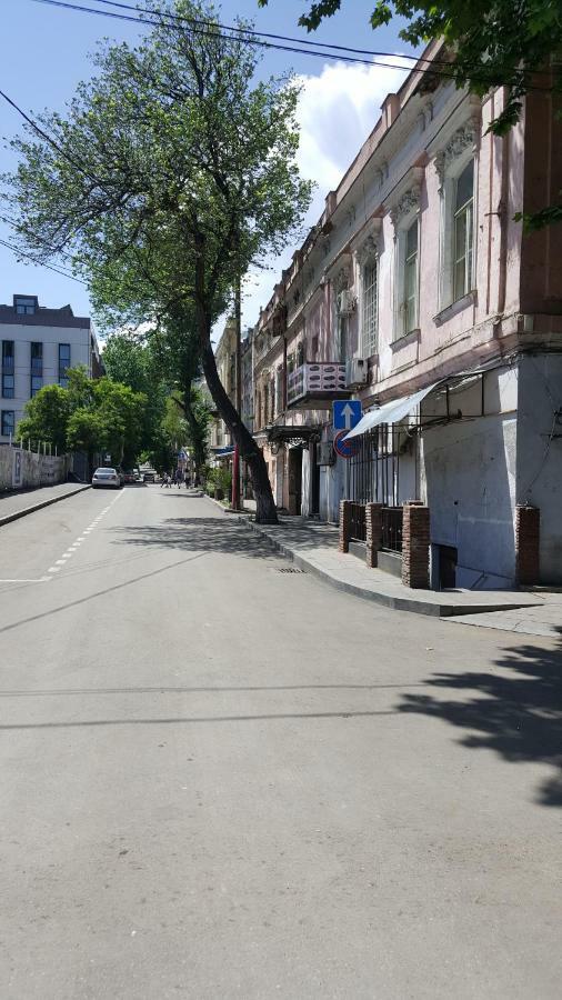 Appartamento Tiflis Hut Esterno foto